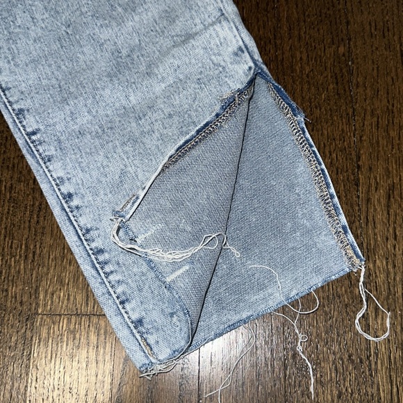 NWOT Old Navy High Rise Curvy OG Straight Secret Smooth Pocket Jeans Split Ankle - Picture 8 of 13